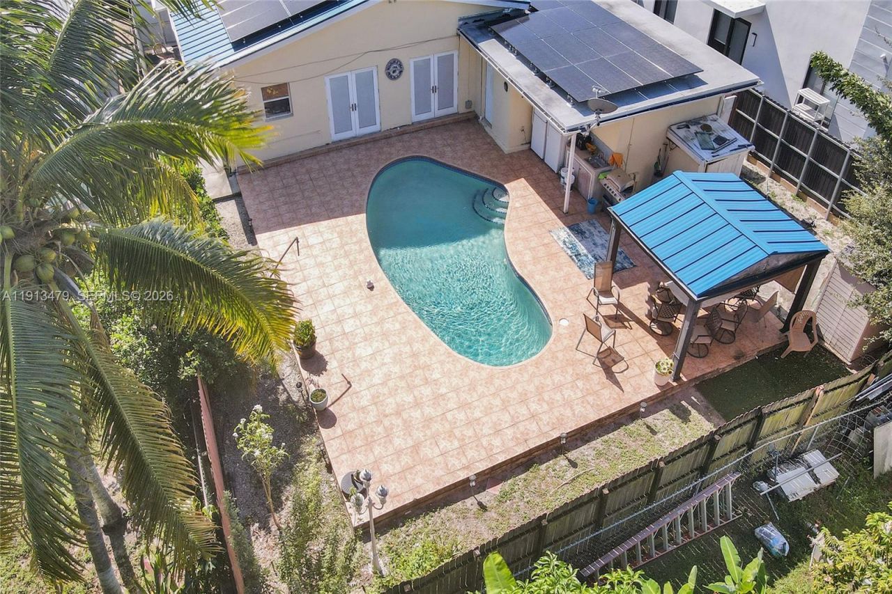 311 E 51st St, Hialeah, FL 33013 Photo