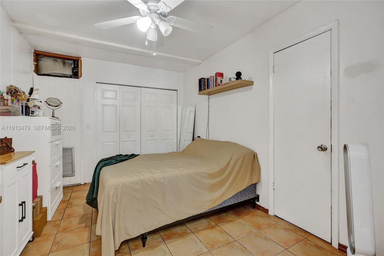 311 E 51st St, Hialeah, FL 33013 Photo