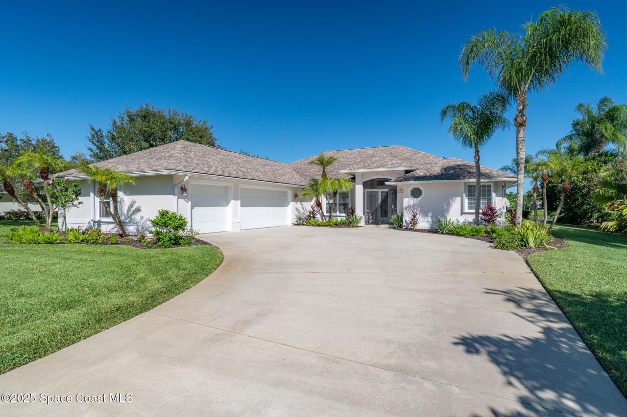 1519 Eagles Circle, Sebastian, FL 32958 Photo