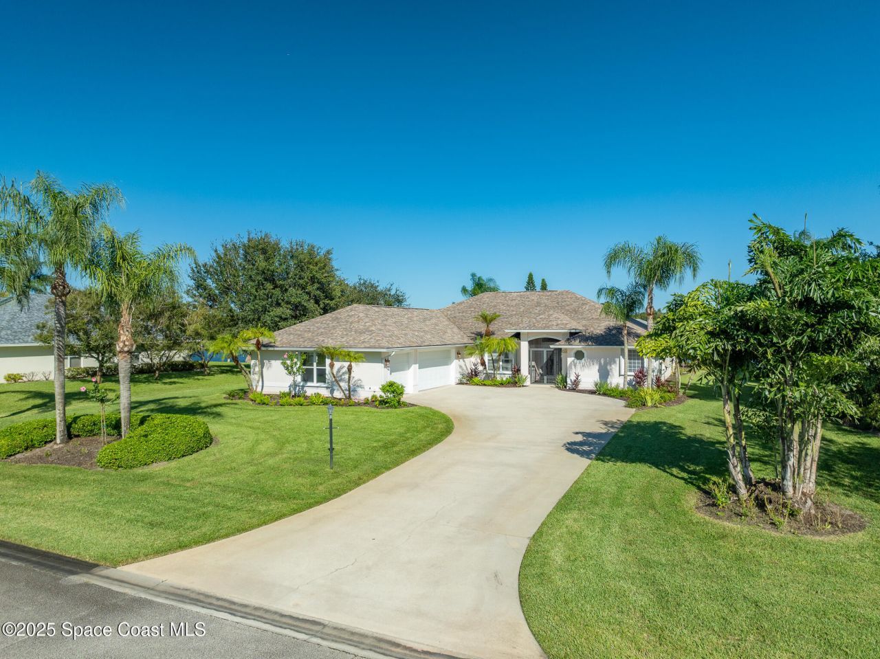 1519 Eagles Circle, Sebastian, FL 32958 Photo