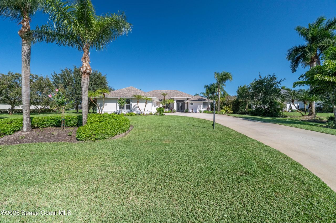 1519 Eagles Circle, Sebastian, FL 32958 Photo