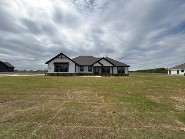 8885 County Road 623, Blue Ridge, TX 75424