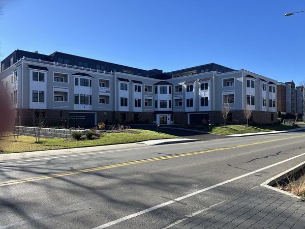 610 Salem Street, Unit 301, Wakefield, MA 01180
