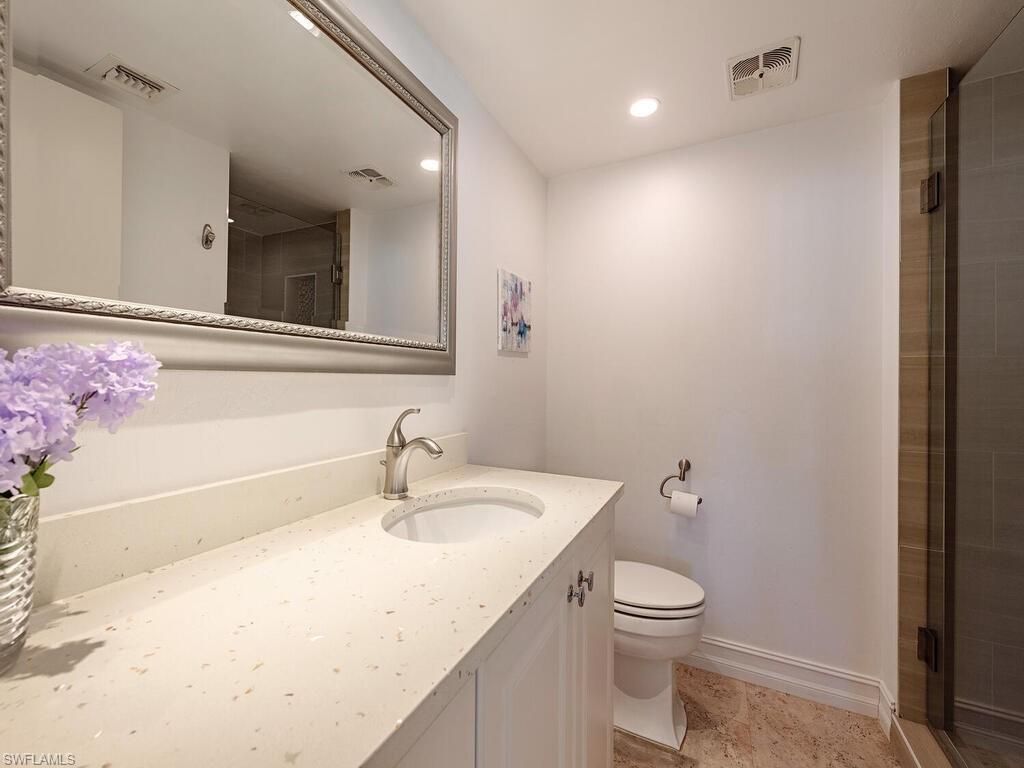 3930 Belair Ln, Unit 207, Naples, FL 34103 Photo