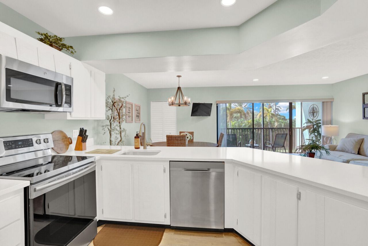 1605 S Us Highway 1, Unit 202v5, Jupiter, FL 33477 Photo