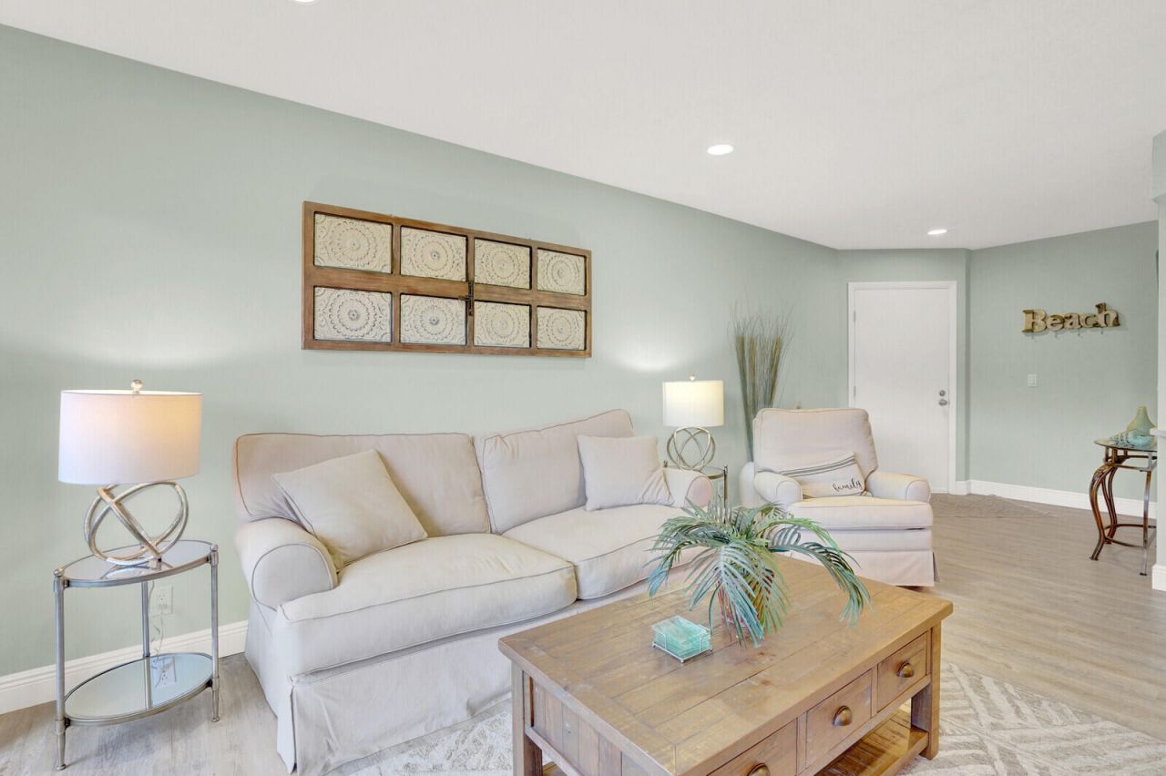 1605 S Us Highway 1, Unit 202v5, Jupiter, FL 33477 Photo