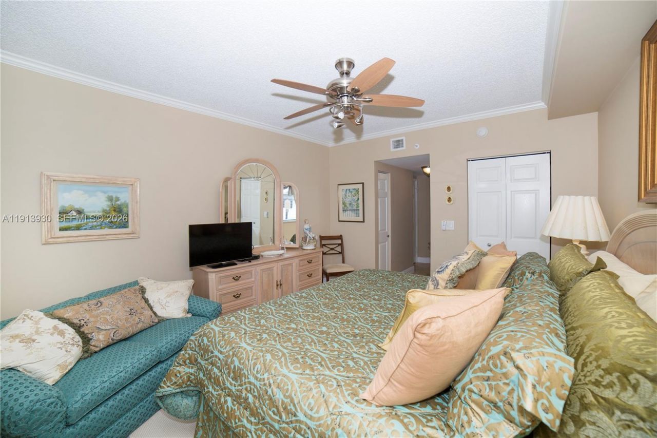 17100 N Bay Rd, Unit 1107, Sunny Isles Beach, FL 33160 Photo