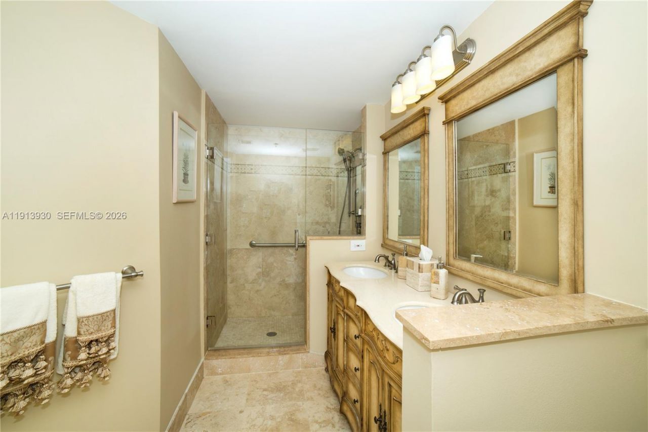 17100 N Bay Rd, Unit 1107, Sunny Isles Beach, FL 33160 Photo