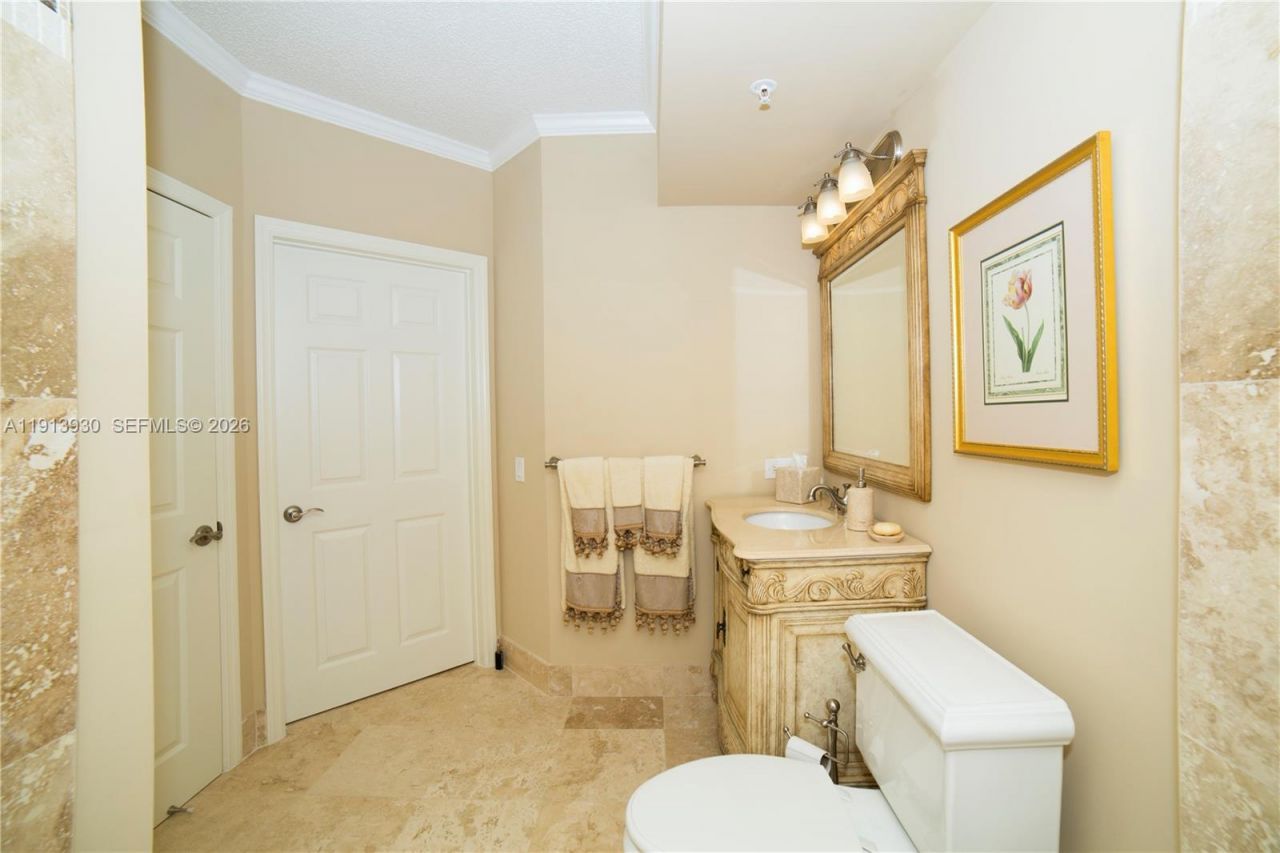 17100 N Bay Rd, Unit 1107, Sunny Isles Beach, FL 33160 Photo