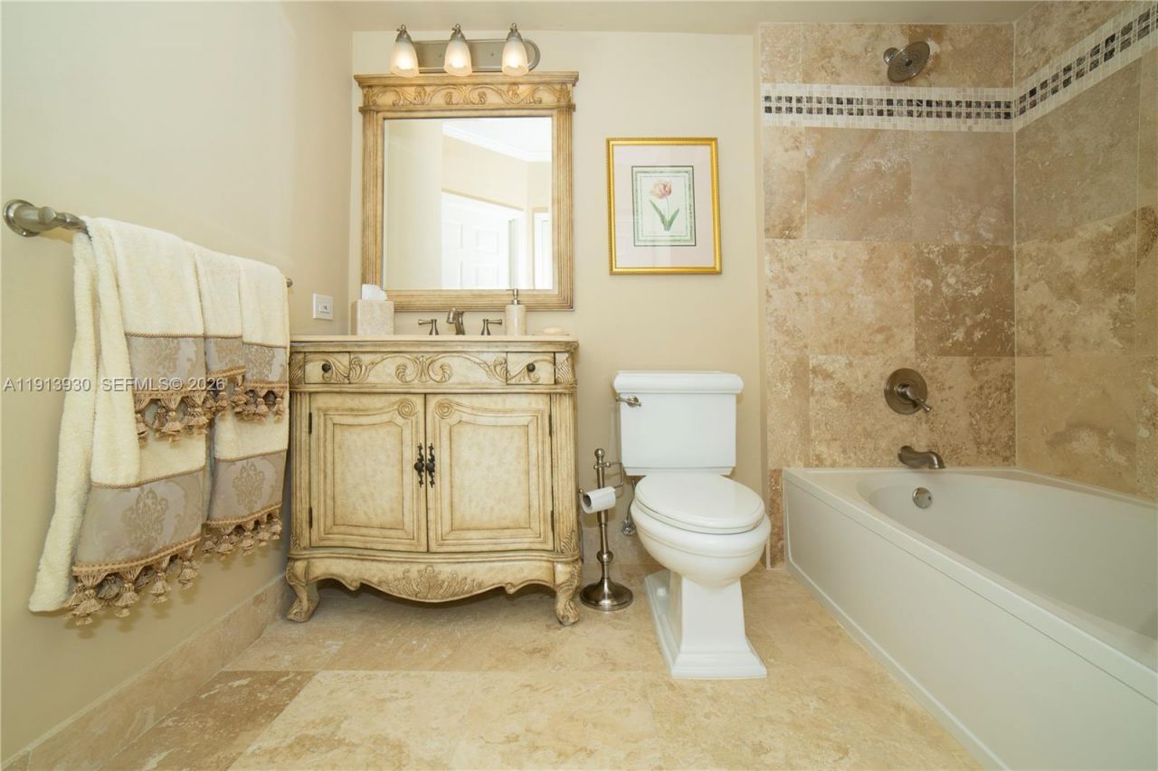 17100 N Bay Rd, Unit 1107, Sunny Isles Beach, FL 33160 Photo