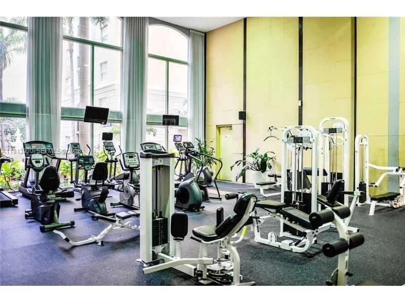 17100 N Bay Rd, Unit 1107, Sunny Isles Beach, FL 33160 Photo
