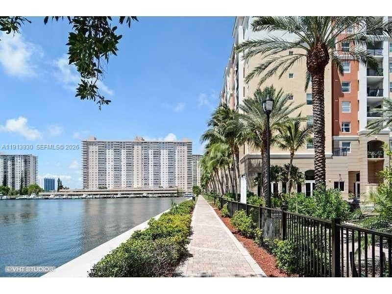 17100 N Bay Rd, Unit 1107, Sunny Isles Beach, FL 33160 Photo