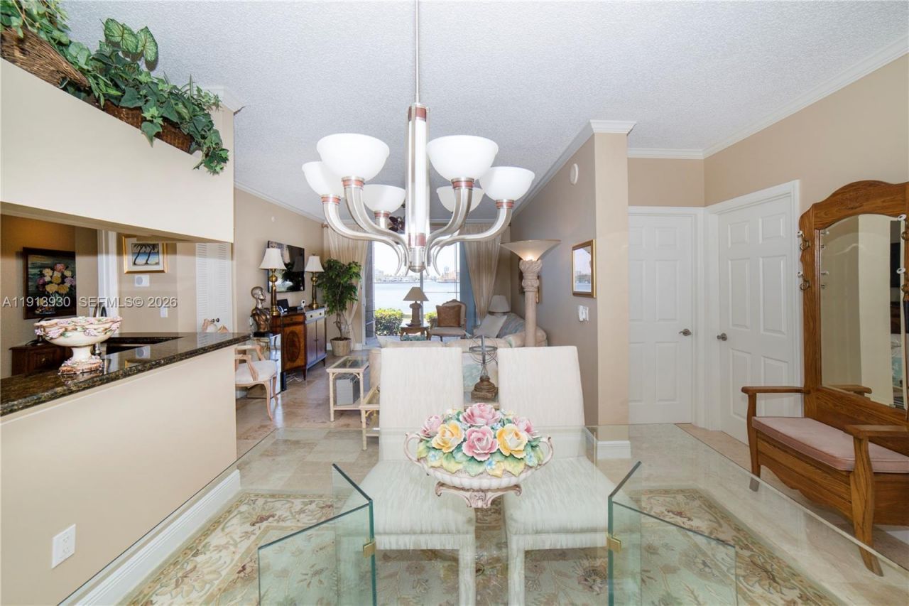 17100 N Bay Rd, Unit 1107, Sunny Isles Beach, FL 33160 Photo