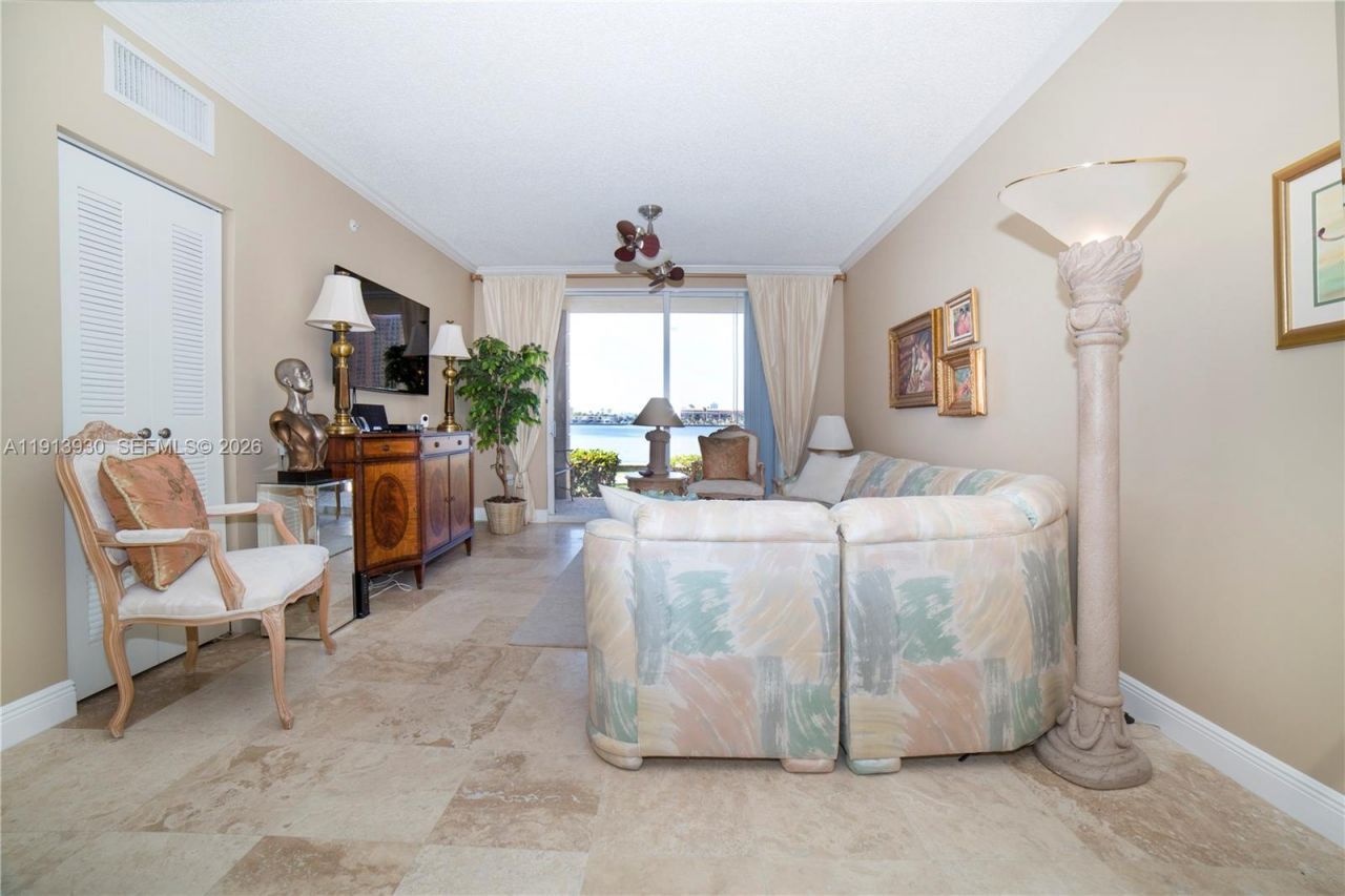 17100 N Bay Rd, Unit 1107, Sunny Isles Beach, FL 33160 Photo