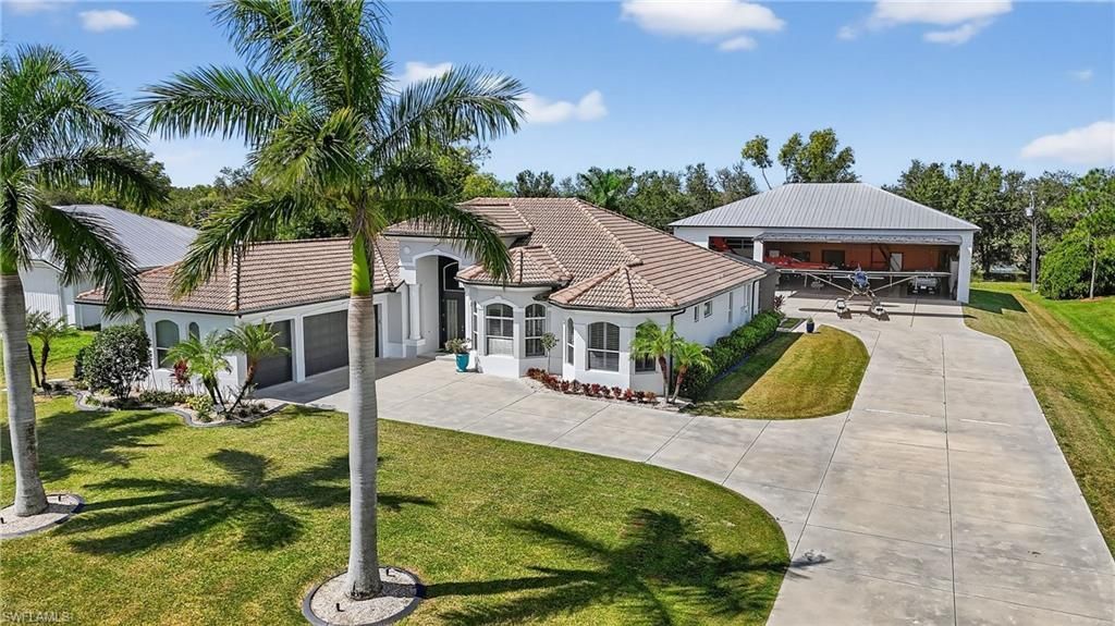 18741 Crosswind Ave, North Fort Myers, FL 33917 Photo