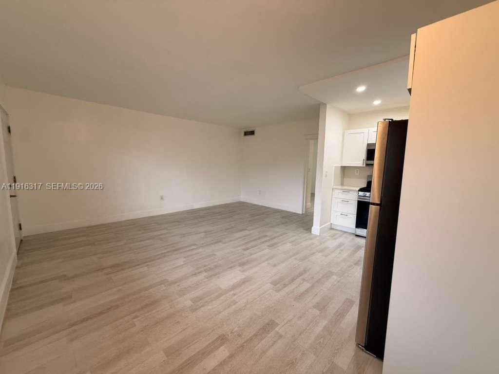 1280 W 54th St, Unit 322B, Hialeah, FL 33012 Photo