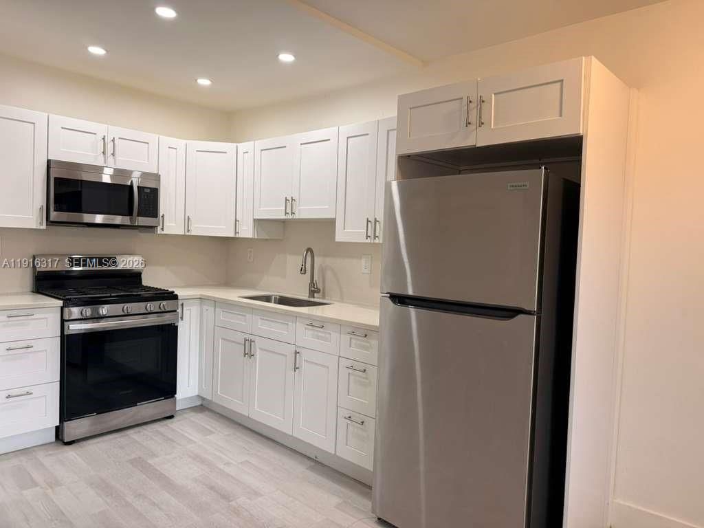 1280 W 54th St, Unit 322B, Hialeah, FL 33012 Photo