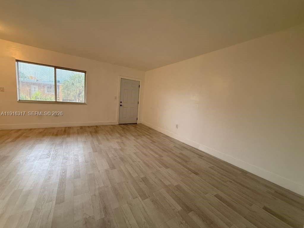 1280 W 54th St, Unit 322B, Hialeah, FL 33012 Photo