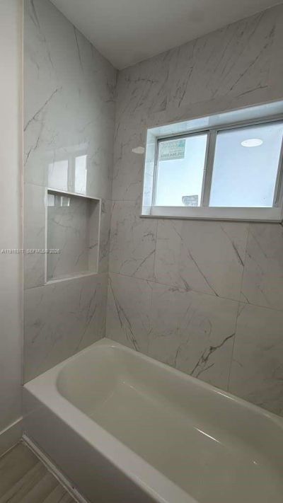 1280 W 54th St, Unit 322B, Hialeah, FL 33012 Photo