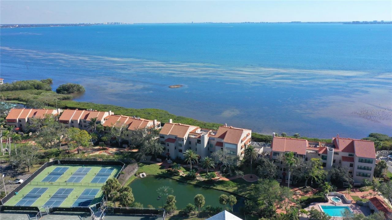 4535 Bay Club Drive, Bradenton, FL 34210 Photo