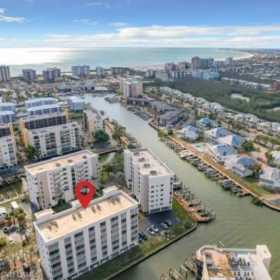 4331 Bay Beach Ln, Unit 152, Fort Myers Beach, FL 33931 Photo