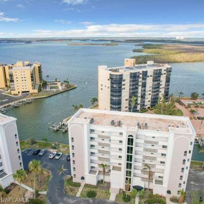 4331 Bay Beach Ln, Unit 152, Fort Myers Beach, FL 33931 Photo