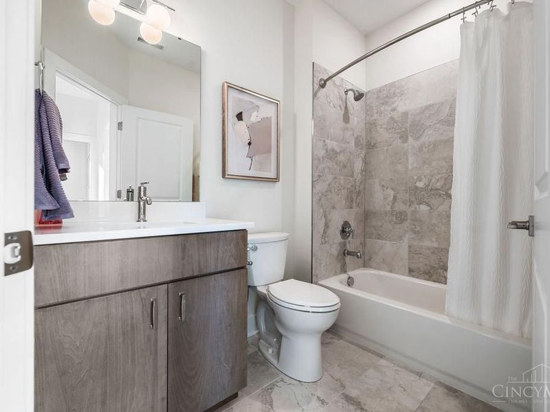 6227 W Station Court Drive, Cincinnati, OH 45224 Photo 27