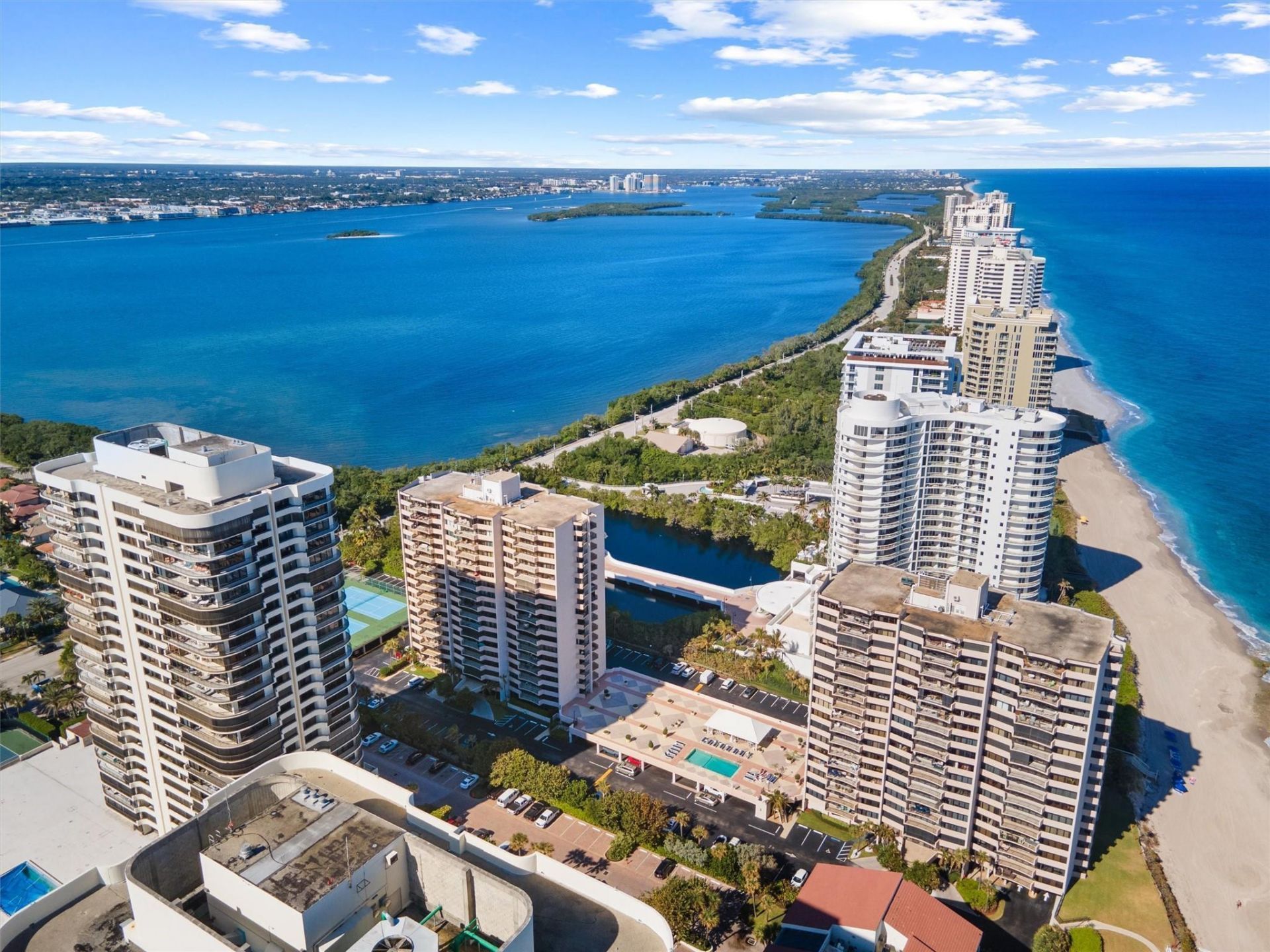 4200 N Ocean Drive, Unit 1-1603, Singer Island, FL 33404 Photo