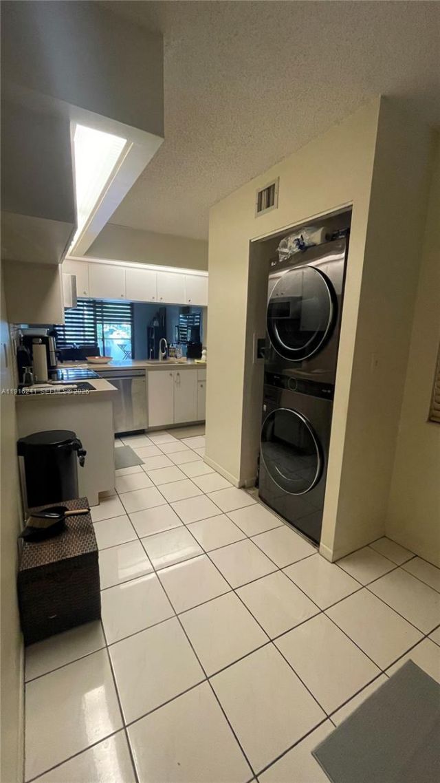 6800 Cypress Road, Unit 103, Plantation, FL 33317 Photo