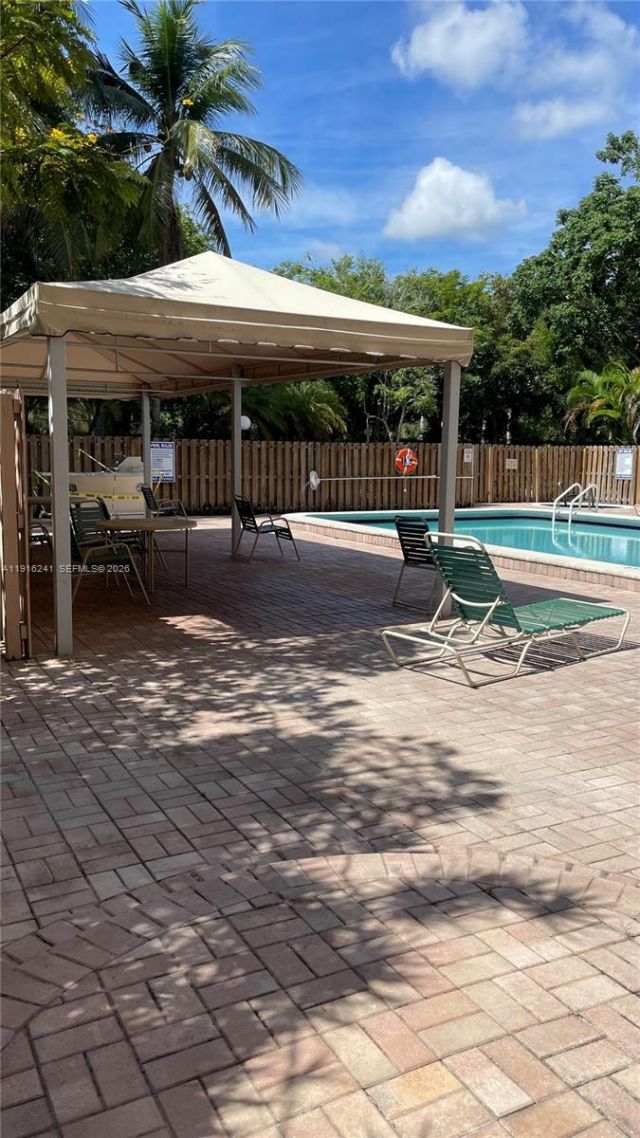 6800 Cypress Road, Unit 103, Plantation, FL 33317 Photo
