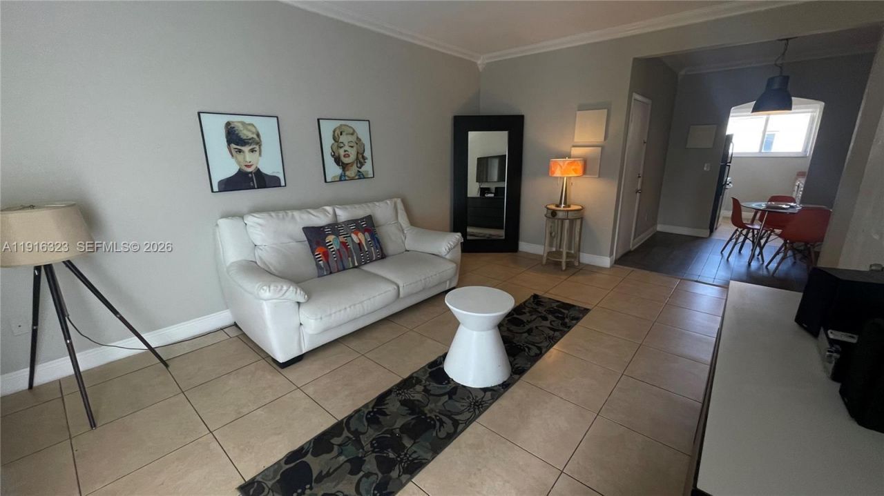 8100 Harding Ave, Unit 513, Miami Beach, FL 33141 Photo