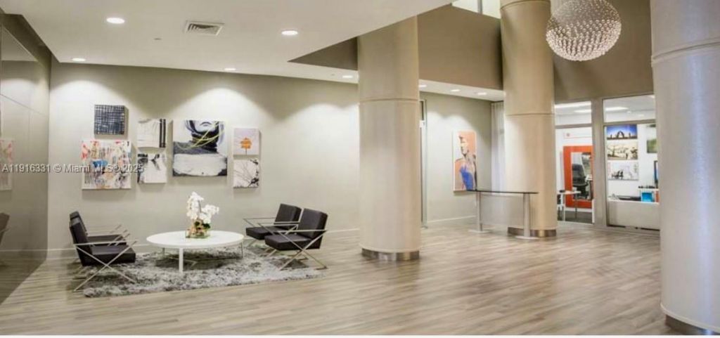 1750 N Bayshore Dr, Unit 2308, Miami, FL 33132 Photo