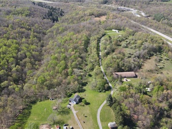 216 E Portersville Rd, Portersville, PA 16051