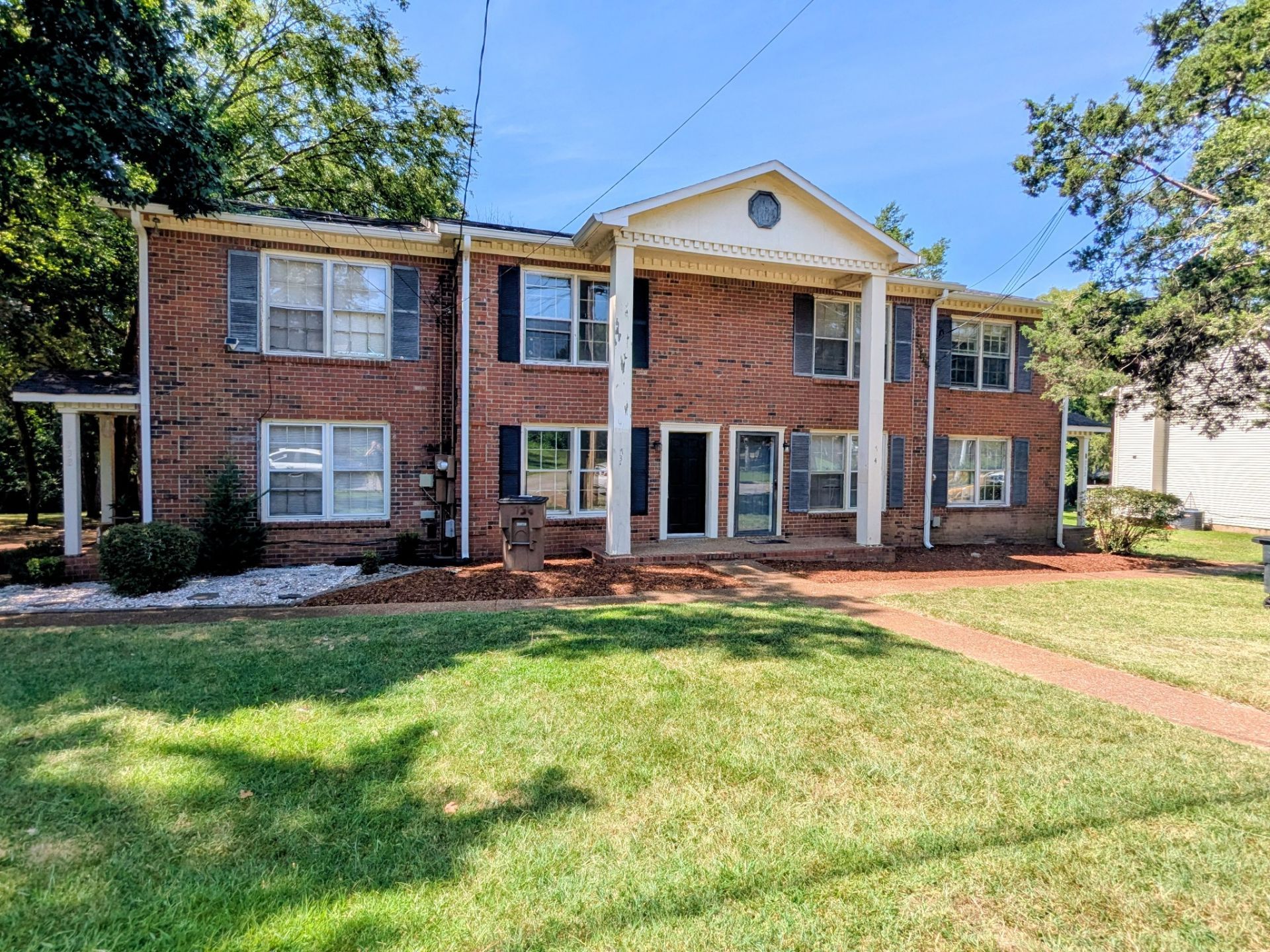 736 Holder Dr, Nashville, TN 37217 Main Photo