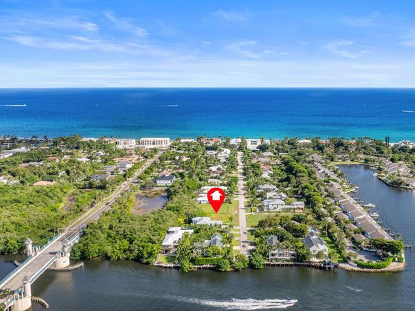 22 Hudson Avenue, Ocean Ridge, FL 33435