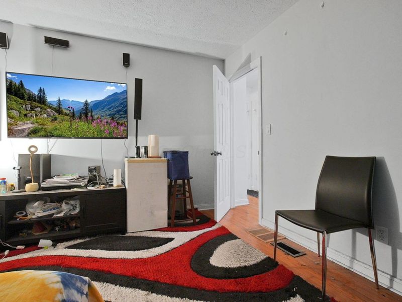 1303 Oakland Park Avenue, Columbus, OH 43224 Photo 19