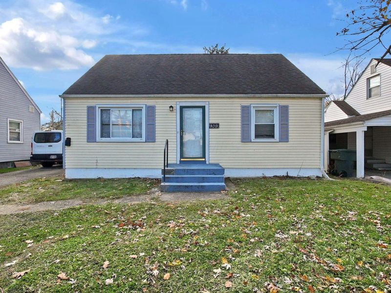 1303 Oakland Park Avenue, Columbus, OH 43224 Photo 2