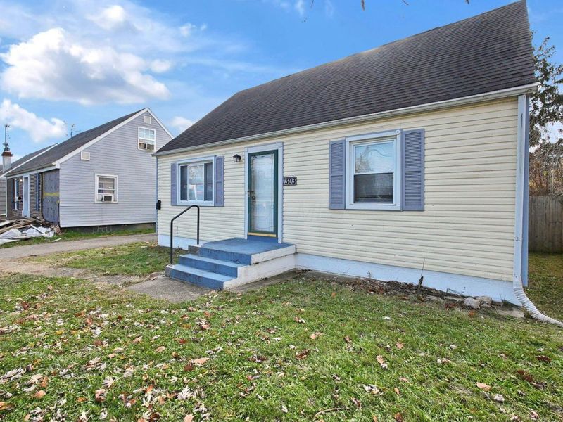 1303 Oakland Park Avenue, Columbus, OH 43224 Photo 4