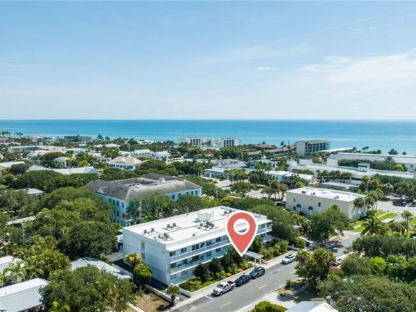 855 Dahlia Lane, Unit 102, Vero Beach, FL 32963