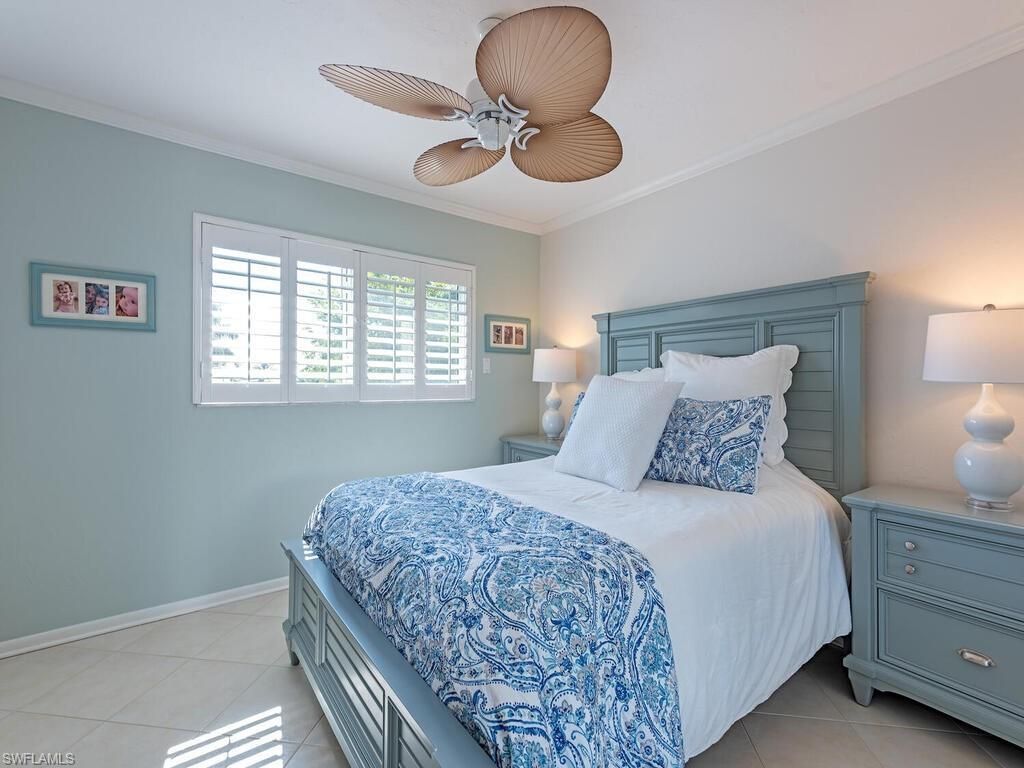 555 Park Shore Dr, Unit B411, Naples, FL 34103 Photo