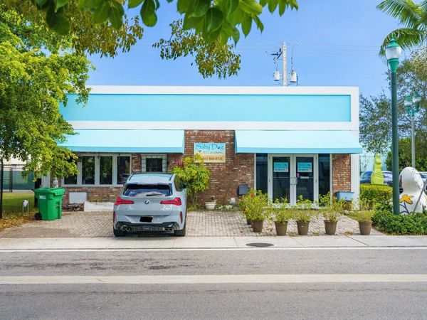 367 NE 3rd Avenue, Delray Beach, FL 33444