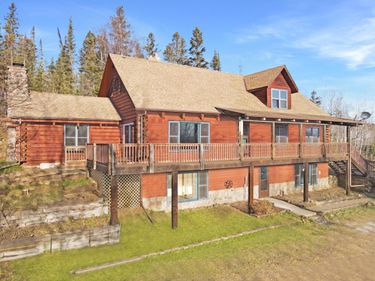 5241 Reider Memorial Drive, Silver Bay, MN 55614