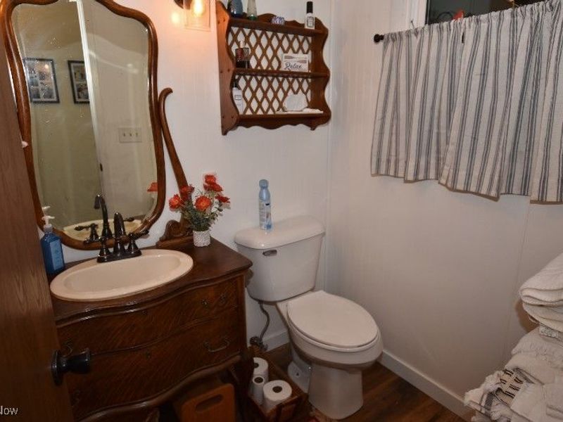 1186 Lincoln Street SW, Sherrodsville, OH 44675 Photo 28