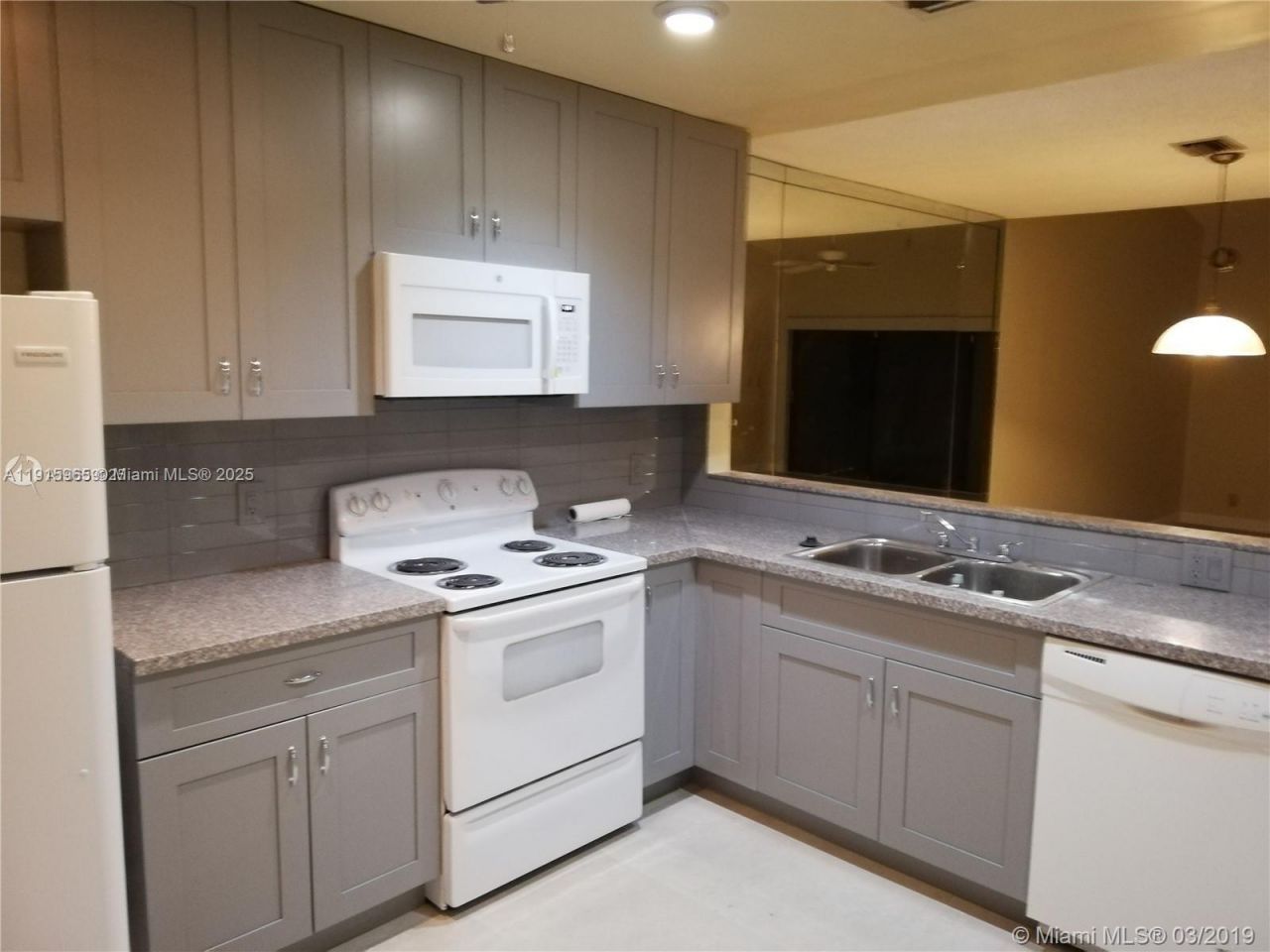 6985 NW 29th Ln, Fort Lauderdale, FL 33309 Main Photo