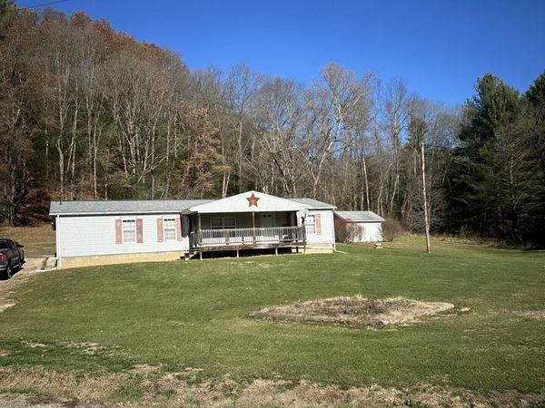 10765 Coshocton Road, New Concord, OH 43762