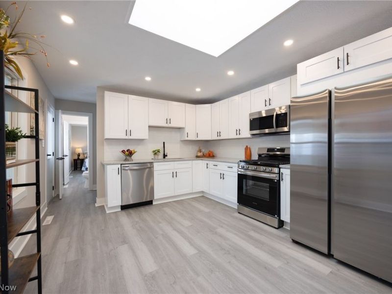 5361 Diana Lynn Drive, Stow, OH 44224 Photo 14