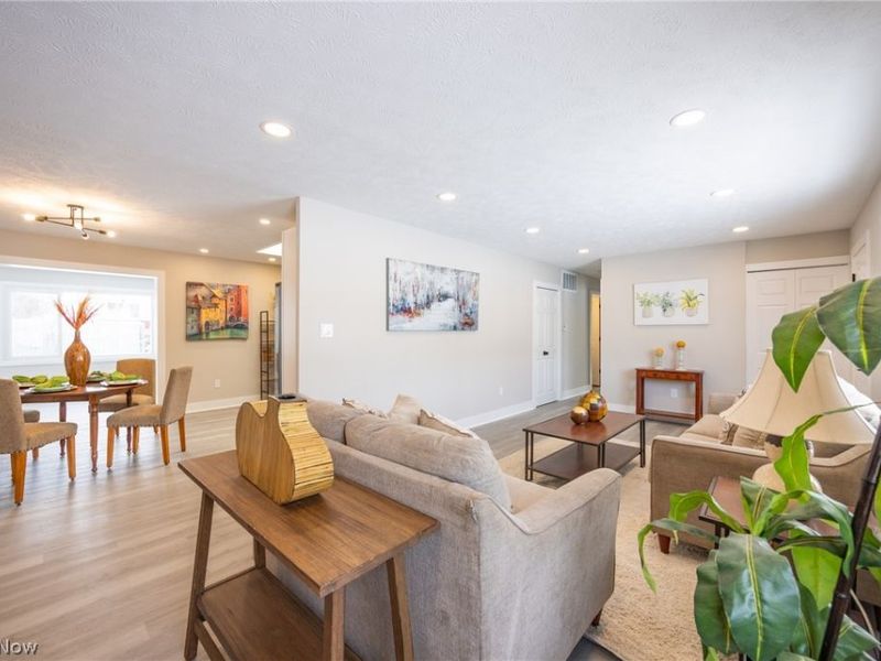 5361 Diana Lynn Drive, Stow, OH 44224 Photo 9