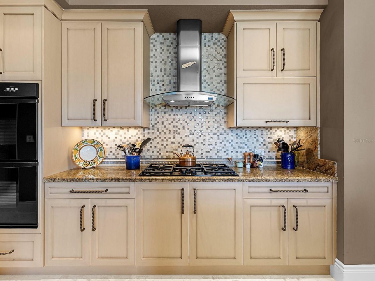 2050 Benjamin Franklin Drive, Unit PH1102, Sarasota, FL 34236 Photo