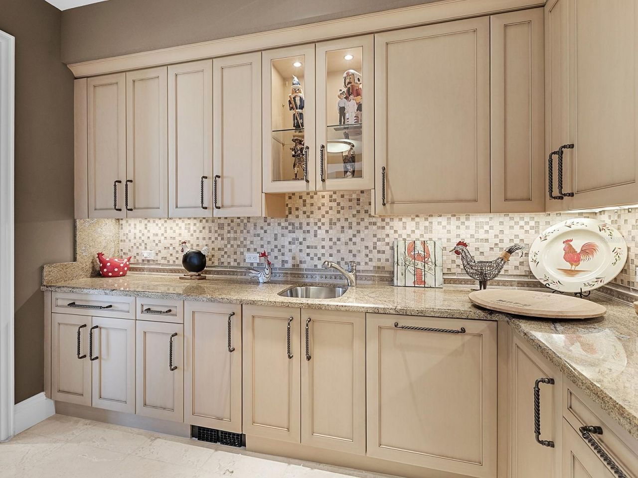 2050 Benjamin Franklin Drive, Unit PH1102, Sarasota, FL 34236 Photo