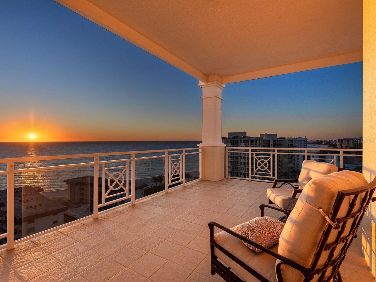 2050 Benjamin Franklin Drive, Unit PH1102, Sarasota, FL 34236 Photo